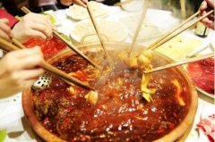 成都痛风医院：吃火锅吃出痛